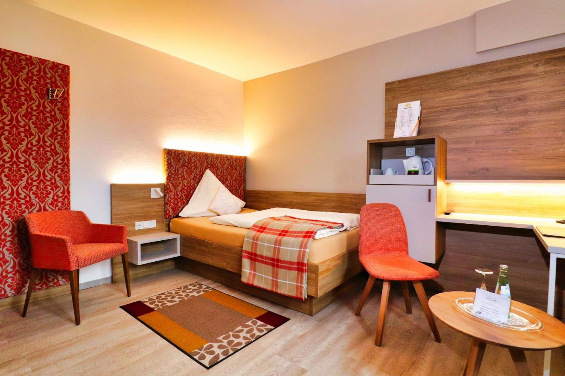 Hotel Maurer Saarwellingen Extérieur photo