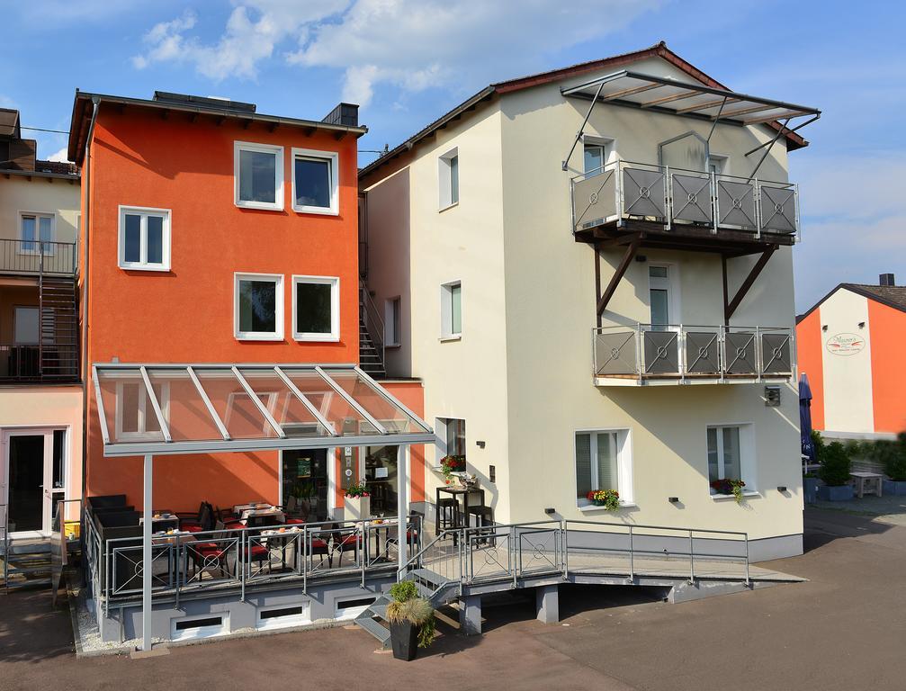 Hotel Maurer Saarwellingen Extérieur photo