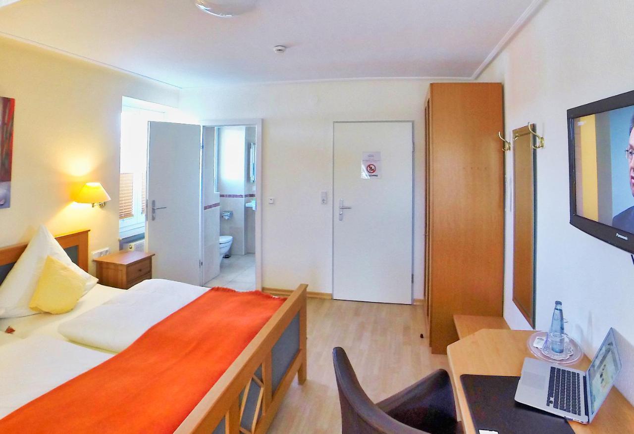 Hotel Maurer Saarwellingen Extérieur photo