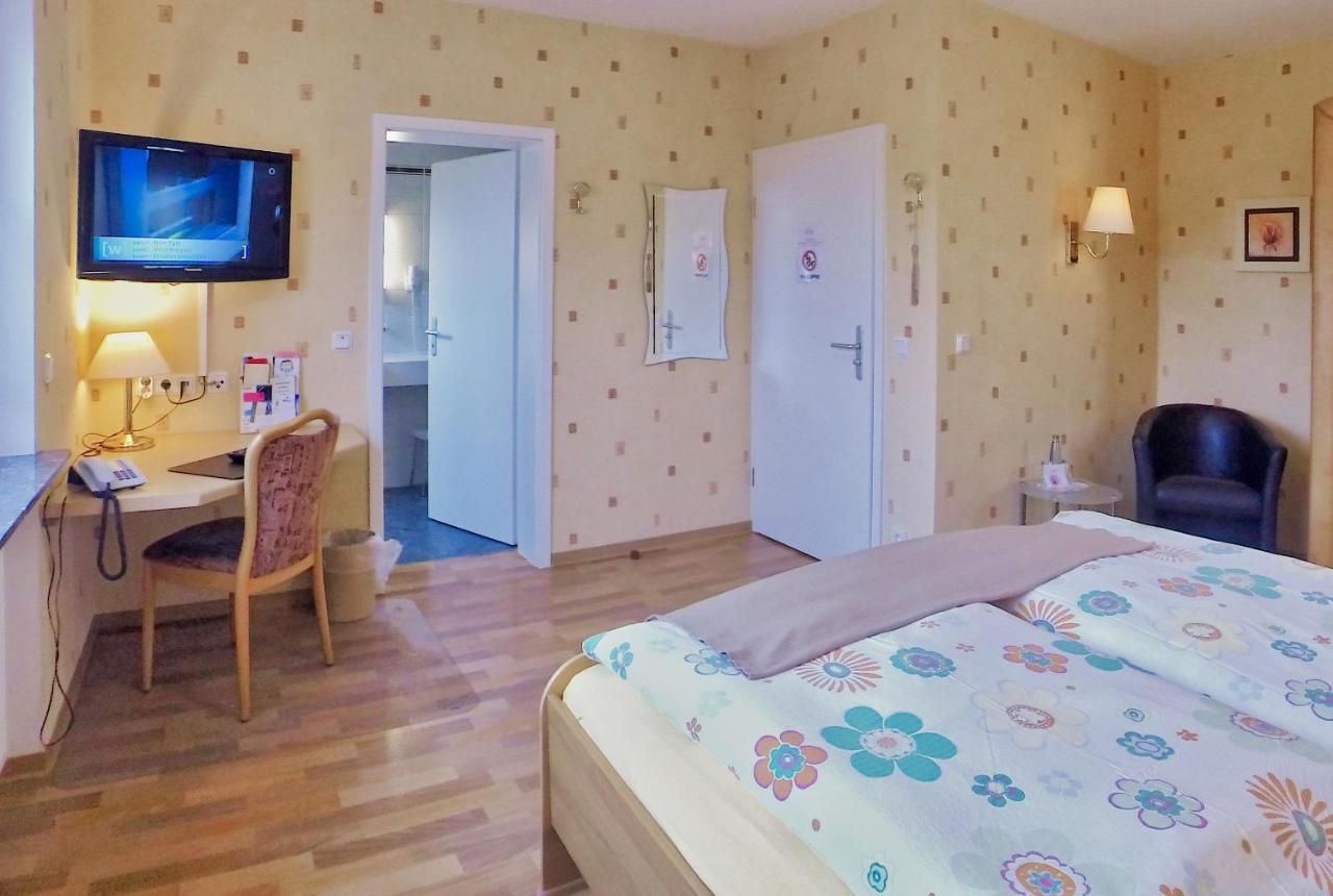 Hotel Maurer Saarwellingen Extérieur photo