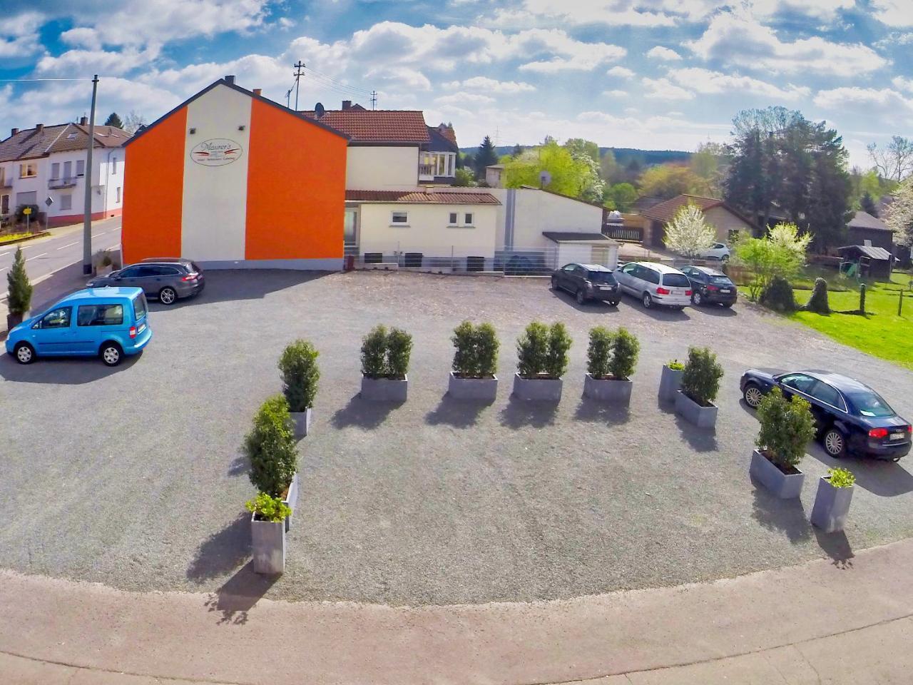 Hotel Maurer Saarwellingen Extérieur photo