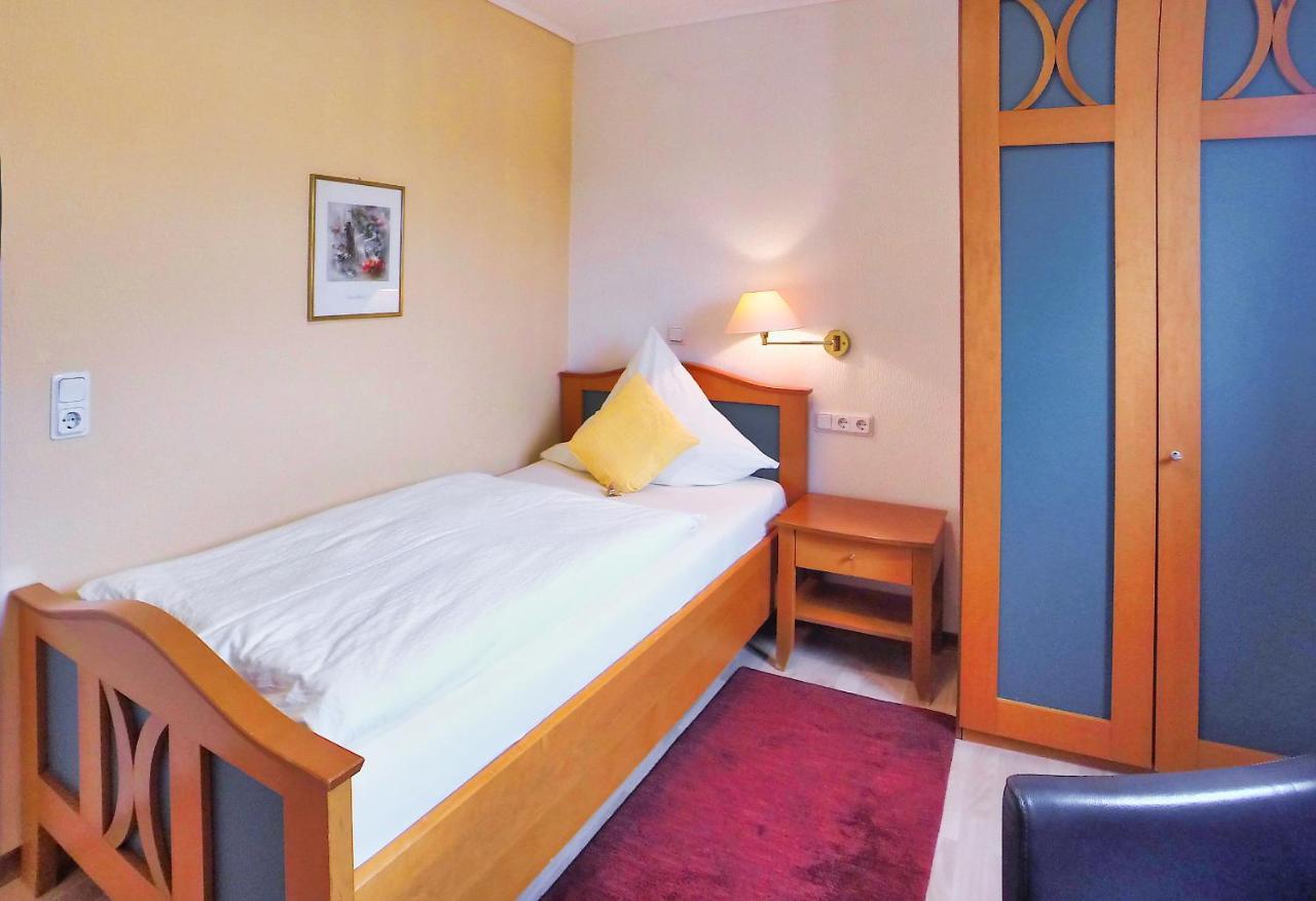 Hotel Maurer Saarwellingen Extérieur photo