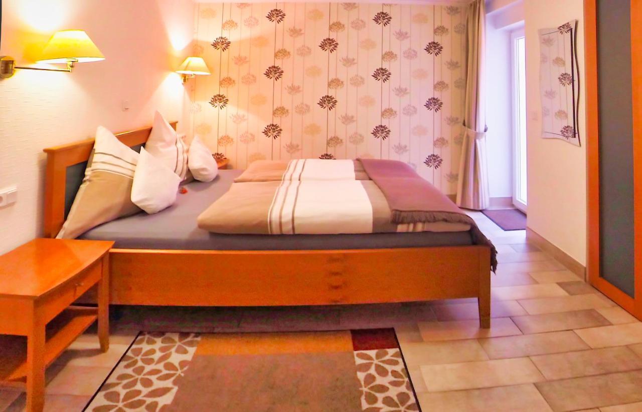 Hotel Maurer Saarwellingen Extérieur photo